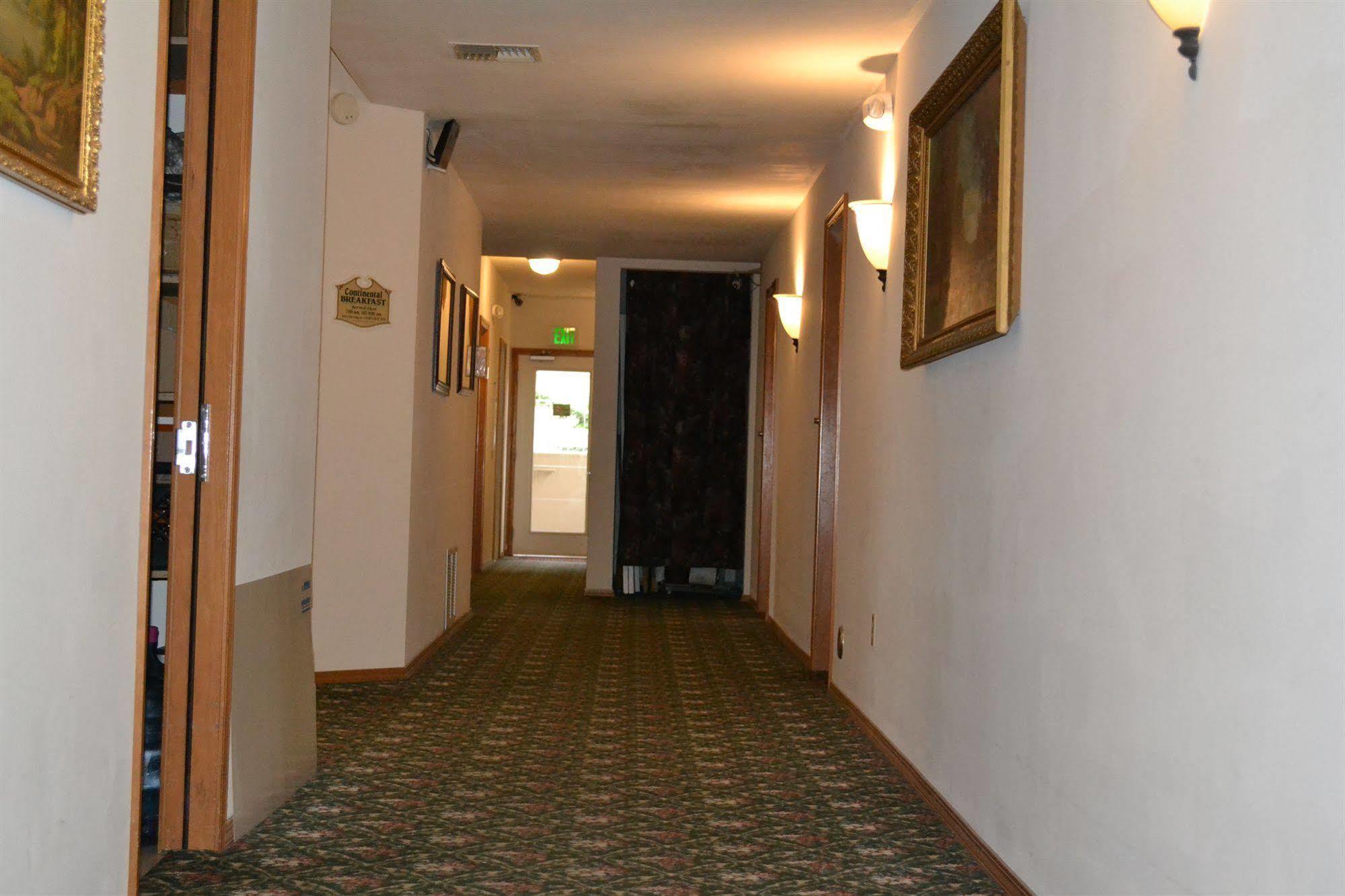 Anaco Bay Inn Άνακορτς Εξωτερικό φωτογραφία