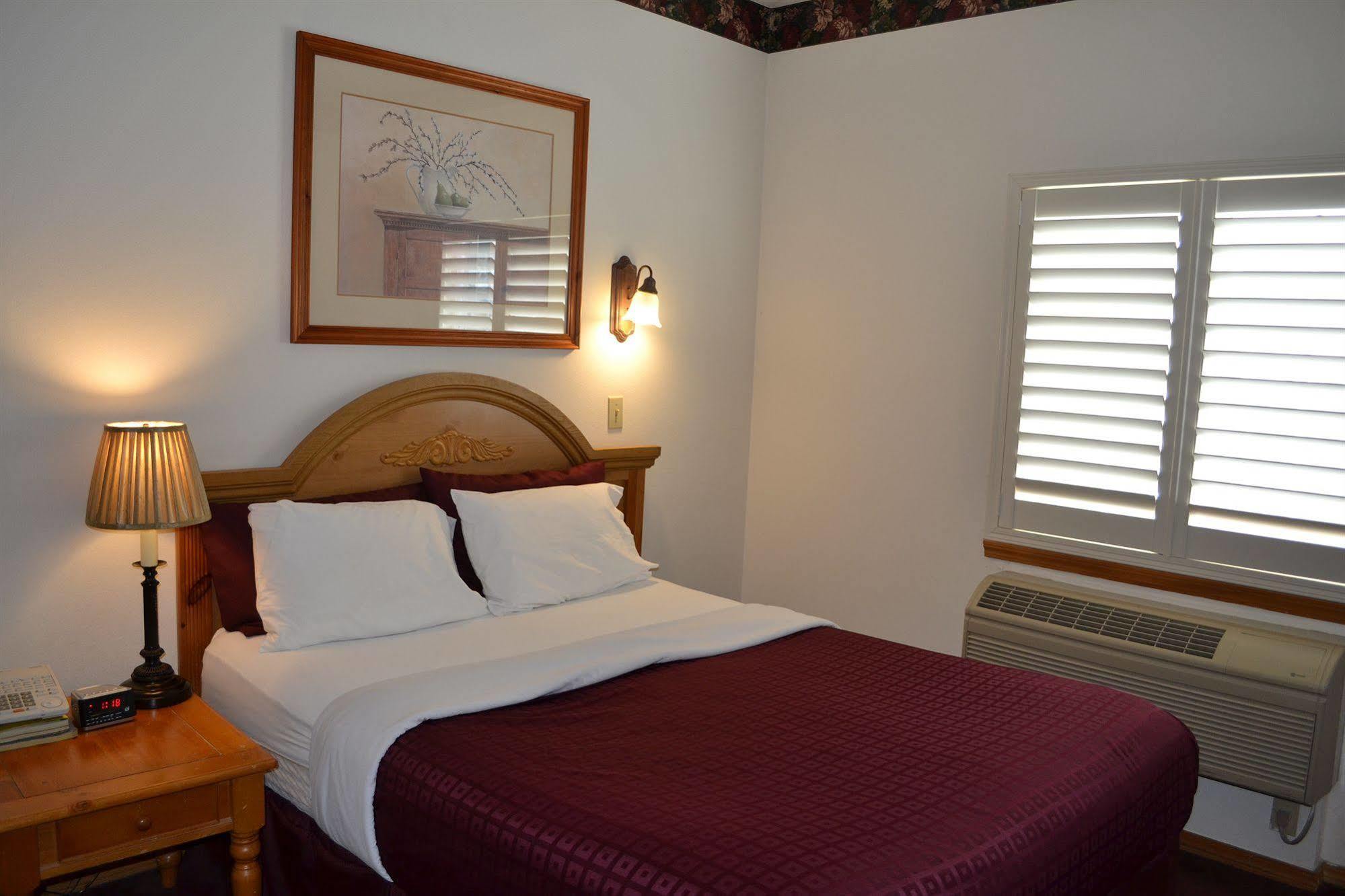 Anaco Bay Inn Άνακορτς Εξωτερικό φωτογραφία
